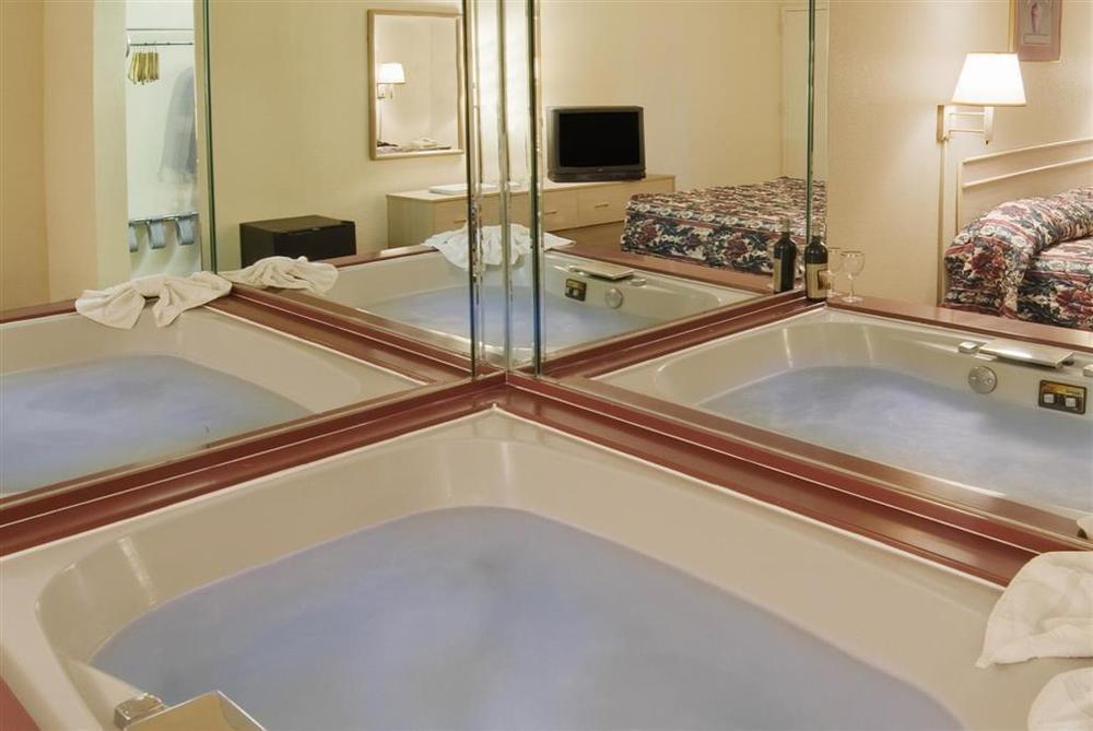 Econo Lodge Γκέινσβιλ Δωμάτιο φωτογραφία