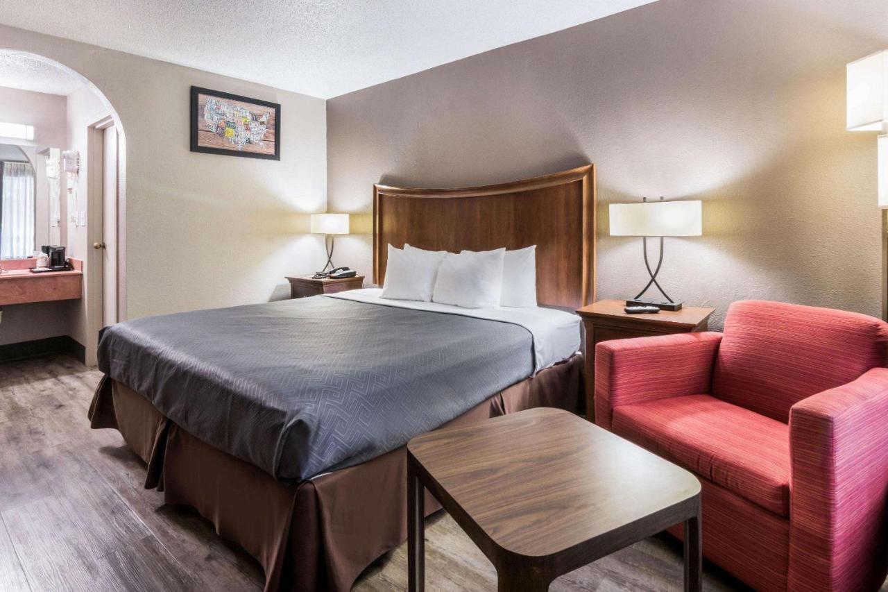 Econo Lodge Γκέινσβιλ Εξωτερικό φωτογραφία