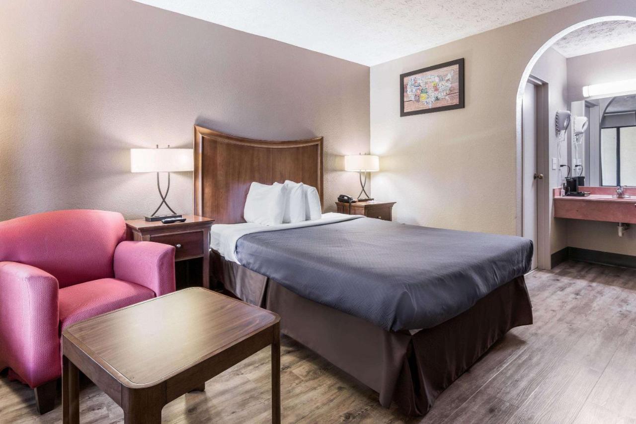 Econo Lodge Γκέινσβιλ Εξωτερικό φωτογραφία